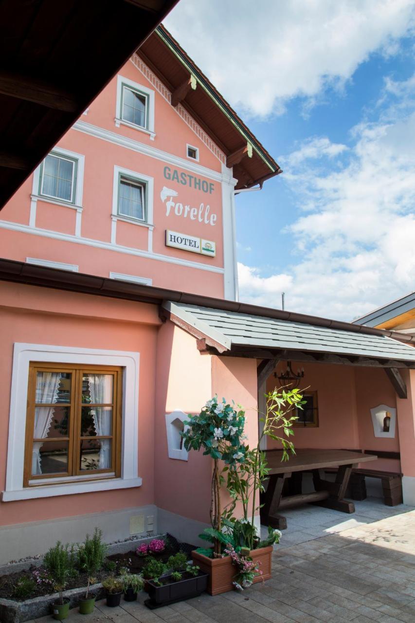 Hotel Gasthof Forelle ジークスドルフ エクステリア 写真