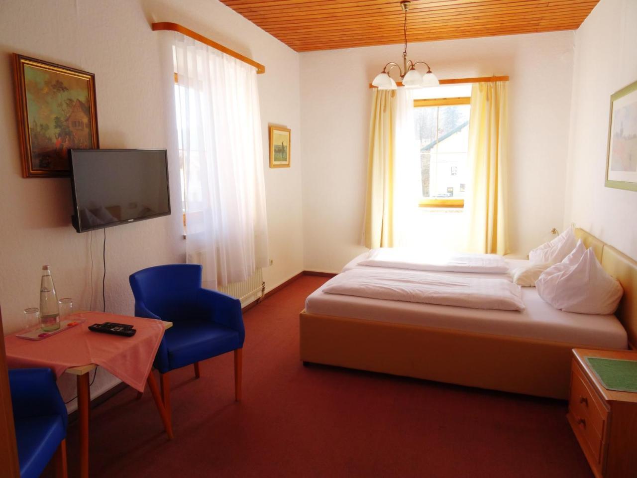 Hotel Gasthof Forelle ジークスドルフ エクステリア 写真