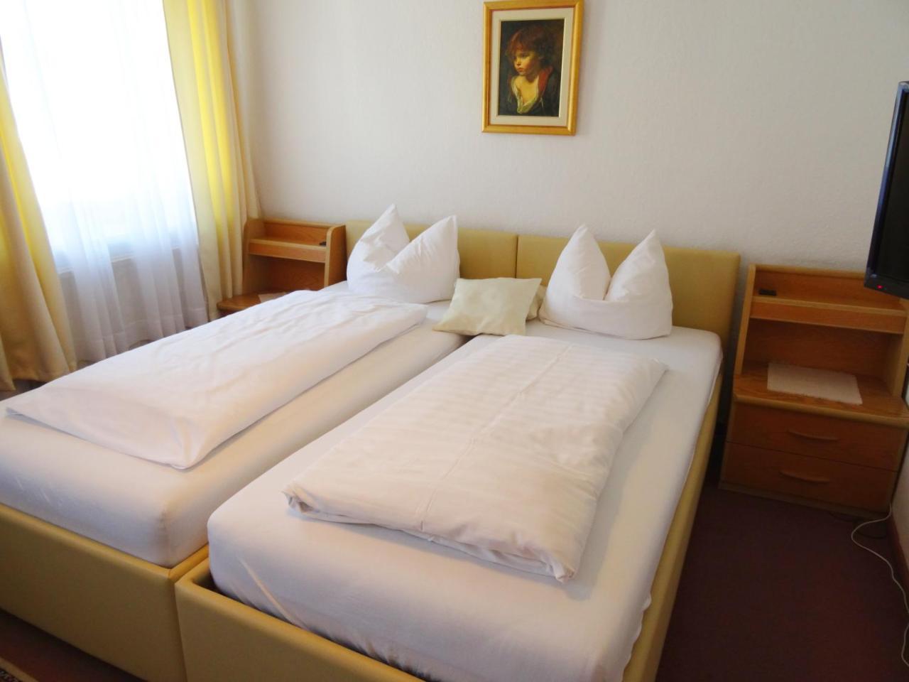 Hotel Gasthof Forelle ジークスドルフ エクステリア 写真